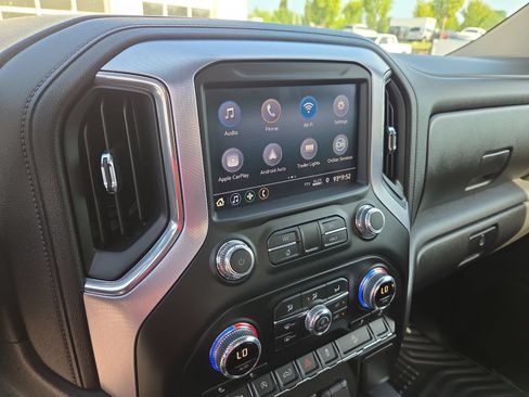 Used 2020 GMC Sierra 1500 Elevation w/ Elevation Value Package AWD/4WD image 7