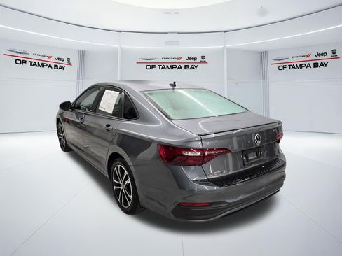 Used 2024 Volkswagen Jetta Sport FWD image 4