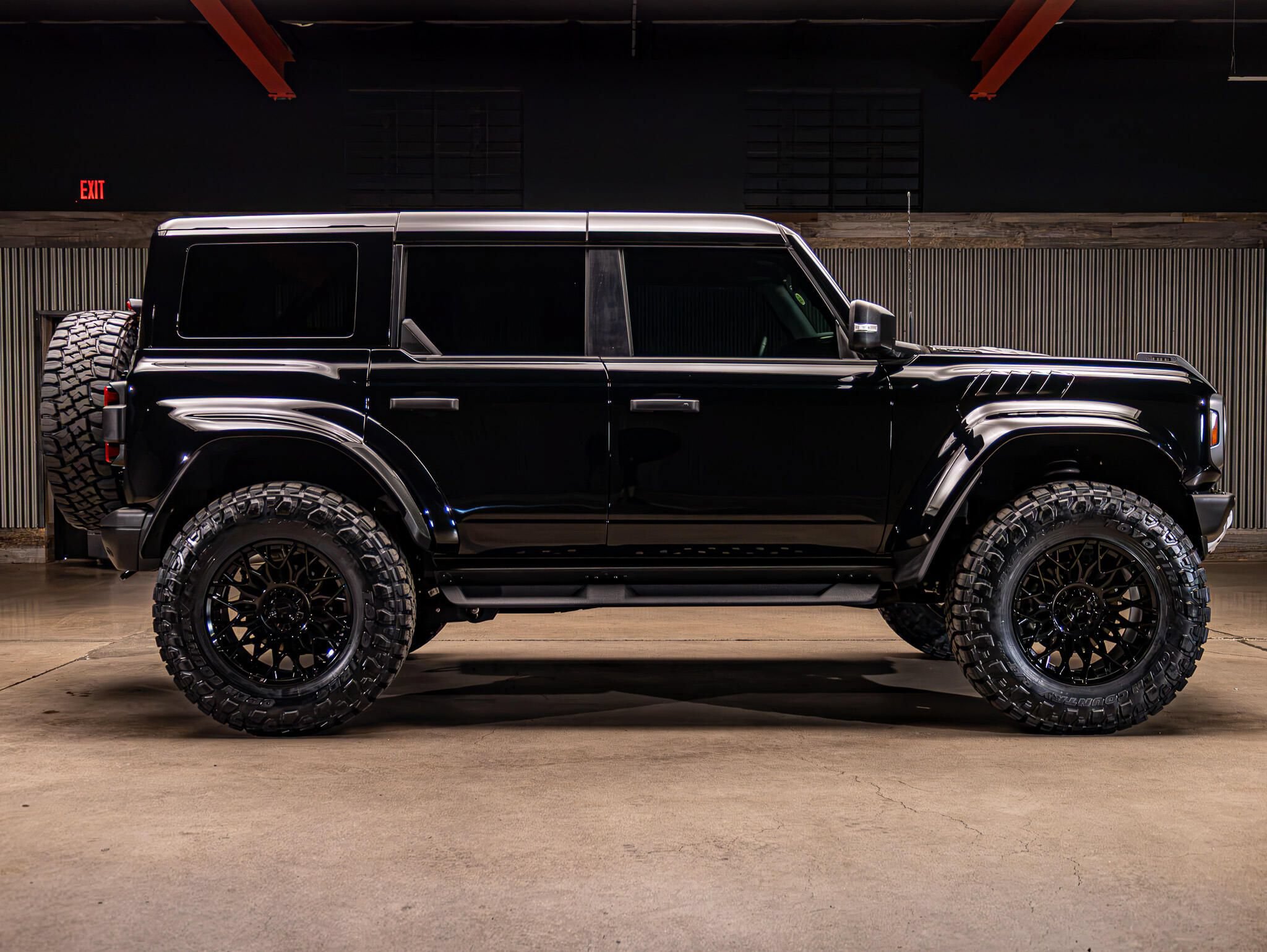 Used 2024 Ford Bronco Raptor w/ Interior Carbon Fiber Pack 6 AWD/4WD image 11