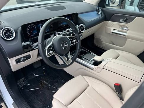 Used 2023 Mercedes-Benz GLA 250 image 12