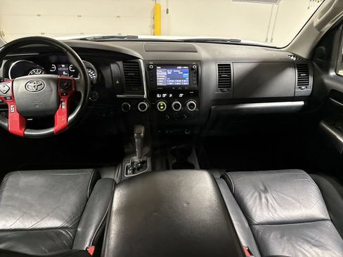 Used 2020 Toyota Sequoia TRD Pro AWD/4WD image 10