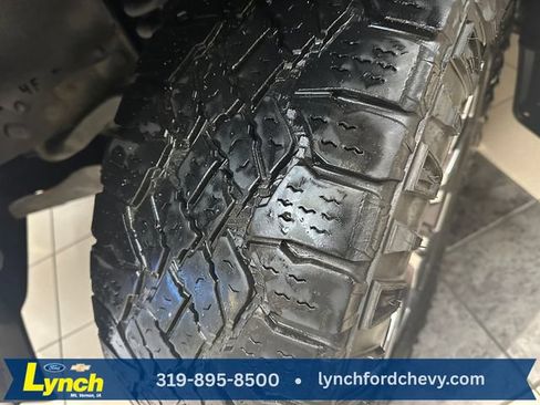 Used 2020 Toyota Tacoma Limited AWD/4WD image 27