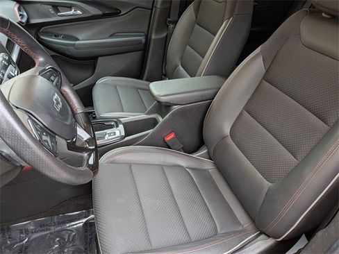 Used 2021 Chevrolet TrailBlazer RS w/ Technology Package image 19