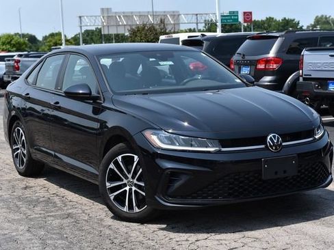 Certified 2025 Volkswagen Jetta Sport FWD image 2