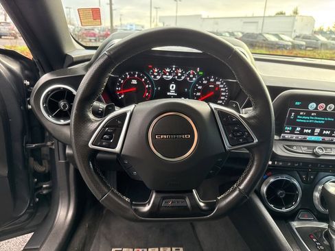 Used 2017 Chevrolet Camaro SS image 23