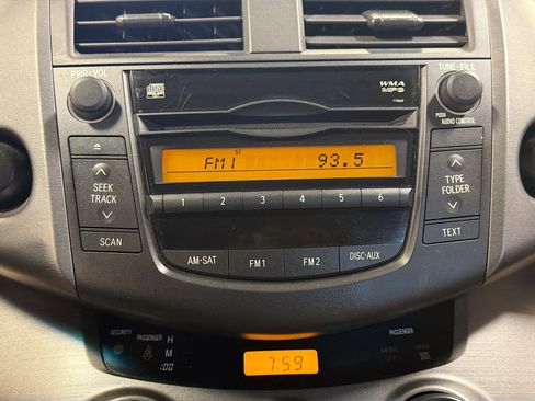 Used 2011 Toyota RAV4 4WD w/ Base L4 Extra Value Pkg image 19