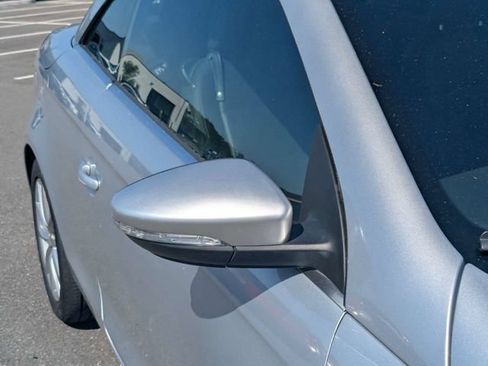 Used 2014 Volkswagen Eos Komfort FWD image 10