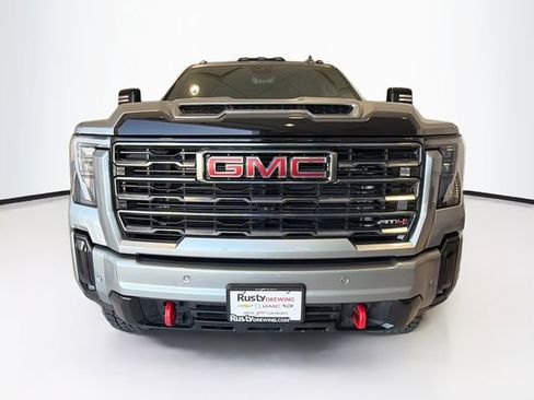 Used 2025 GMC Sierra 3500 AT4 w/ AT4 Premium Plus Package AWD/4WD image 2