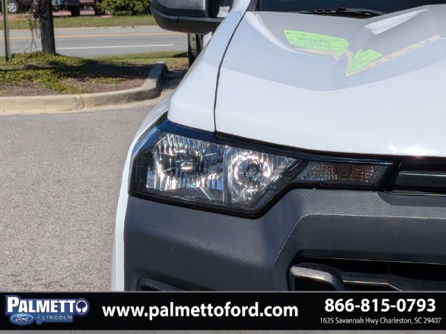 Used 2023 Chevrolet Colorado W/T w/ WT Convenience Package II AWD/4WD image 9