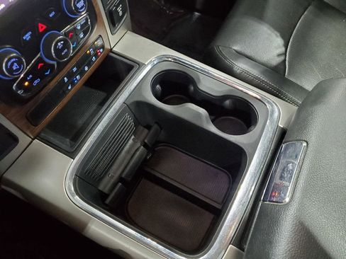 Used 2016 RAM 1500 Laramie w/ Convenience Group image 32