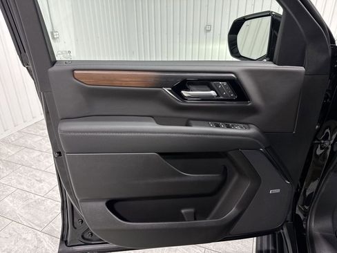 New 2026 GMC Yukon Denali w/ Sun & Power Step Package image 23