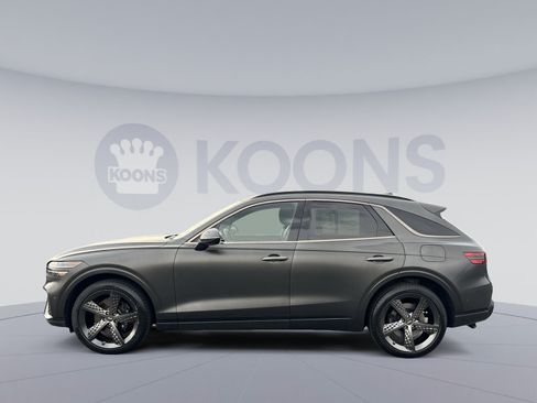 Used 2023 Genesis GV70 2.5T w/ Sport Prestige Package AWD/4WD image 2