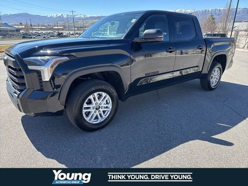 Used 2025 Toyota Tundra SR5 w/ SR5 Convenience Package AWD/4WD image 1