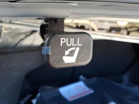 New 2026 Nissan Sentra SV image 10