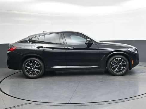 Used 2024 BMW X4 M40i w/ Premium Package image 3