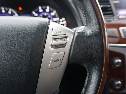 Used 2018 INFINITI QX80 Base image 8