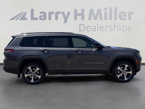 New 2026 Jeep Grand Cherokee L Limited AWD/4WD image 7
