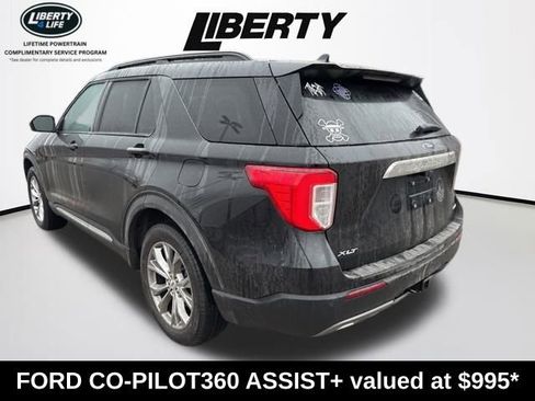 Used 2022 Ford Explorer XLT w/ Equipment Group 202A image 5