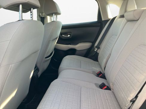 Certified 2023 Honda HR-V LX image 13