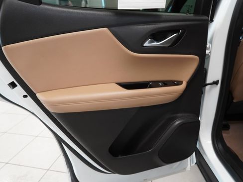 Used 2019 Chevrolet Blazer Premier w/ Sun and Wheels Package FWD image 26