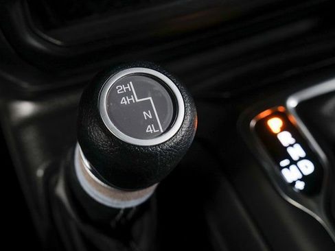 Used 2021 Jeep Wrangler Unlimited Sahara image 19