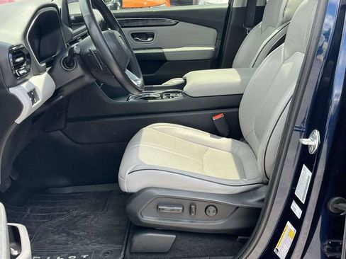 Used 2023 Honda Pilot Elite image 13