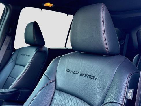 Used 2022 Honda Pilot Black Edition image 23