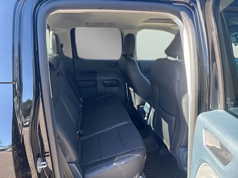 Used 2024 Ford Maverick Lariat w/ Black Appearance Package image 12