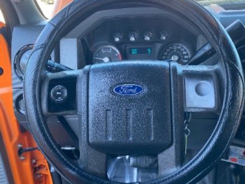 Used 2013 Ford F550 Full Dump and Plows w/ Payload Upgrade Pkg image 26