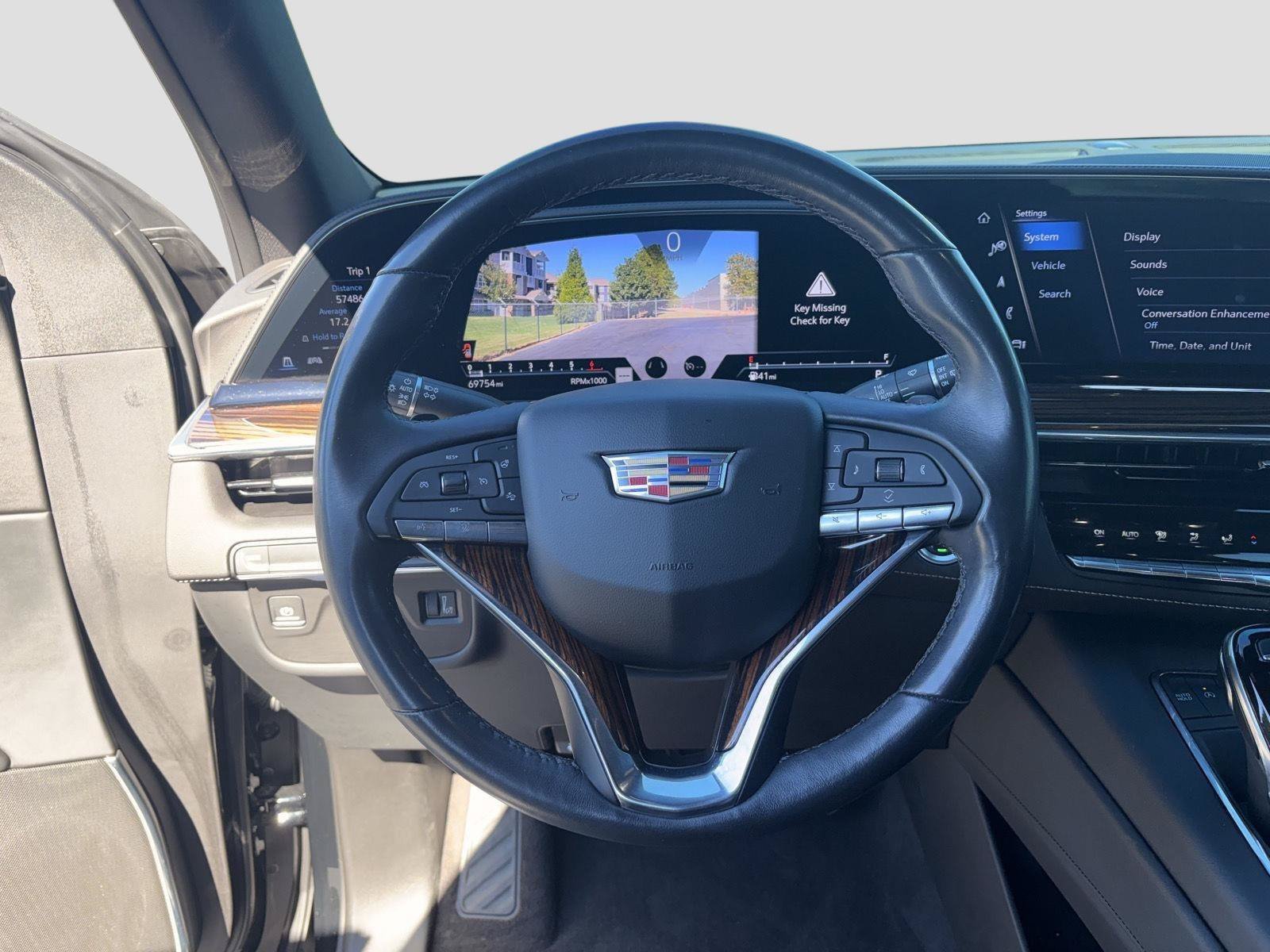 Used 2022 Cadillac Escalade Luxury RWD image 14