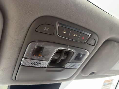 Used 2022 Kia Telluride SX w/ SX Prestige Package image 25