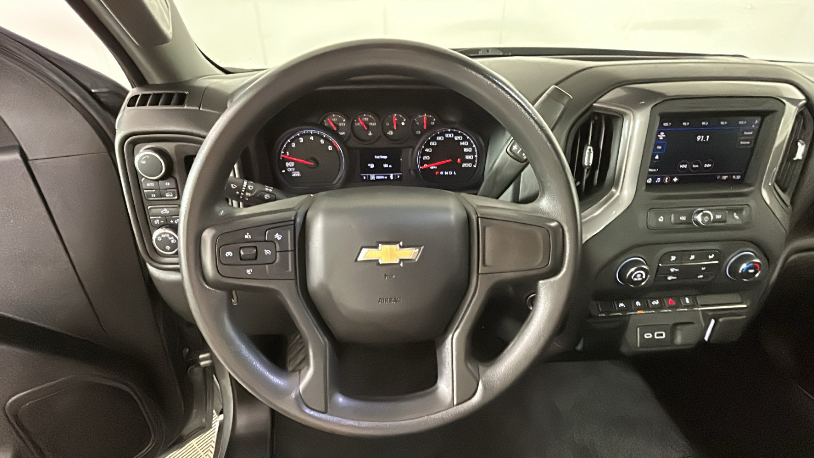 Used 2024 Chevrolet Silverado 1500 Custom AWD/4WD image 17