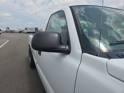 Used 2006 Chevrolet Silverado 1500 W/T RWD image 5
