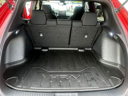 Used 2025 Honda HR-V Sport image 16