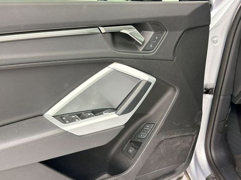 Used 2023 Audi Q3 2.0T Premium w/ Convenience Package image 12