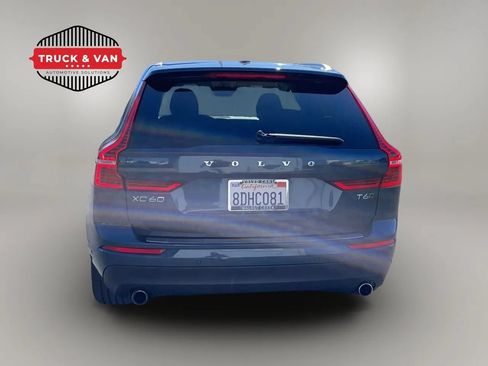 Used 2018 Volvo XC60 T6 Momentum w/ Convenience Package AWD/4WD image 5