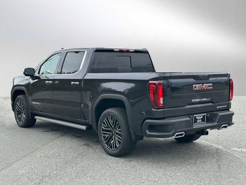 New 2026 GMC Sierra 1500 Denali w/ Denali Reserve Package image 5