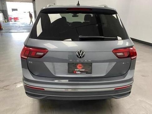 Used 2023 Volkswagen Tiguan SE AWD/4WD image 6