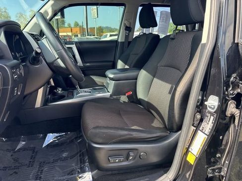 Used 2021 Toyota 4Runner Trail Special Edition AWD/4WD image 21