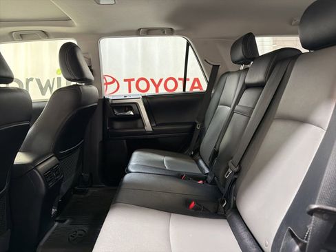 Used 2024 Toyota 4Runner SR5 Premium w/ Moonroof Package AWD/4WD image 20
