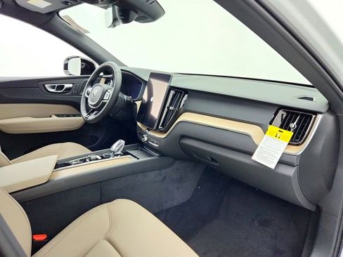 New 2026 Volvo XC60 B5 Plus w/ Climate Package PRO image 13