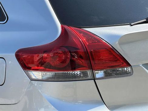 Used 2015 Toyota Venza XLE AWD/4WD image 8