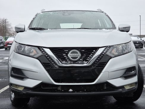 Used 2020 Nissan Rogue Sport SV w/ All-Weather Package image 11