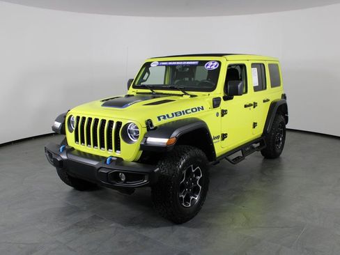 Used 2022 Jeep Wrangler Unlimited Rubicon 4xe image 2