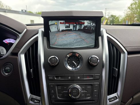 Used 2010 Cadillac SRX Luxury AWD/4WD image 15