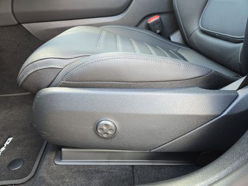 New 2026 Mercedes-Benz GLC 43 AMG GLC 43 AMG image 17