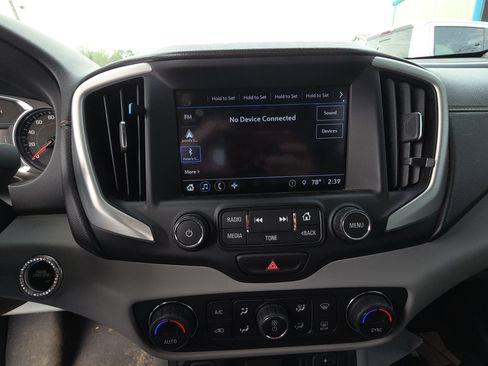 Used 2018 GMC Terrain SLT w/ Preferred Package image 10