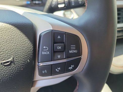 Used 2026 Ford Explorer Active RWD image 6