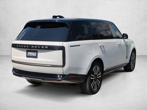 Used 2025 Land Rover Range Rover Long Wheelbase SE AWD/4WD image 5