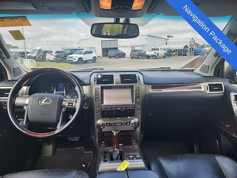 Used 2017 Lexus GX 460 Premium AWD/4WD image 4